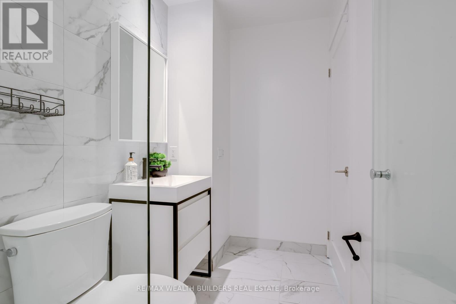 444 - 150 Logan Avenue, Toronto, Ontario  M4M 0E4 - Photo 18 - E12372551
