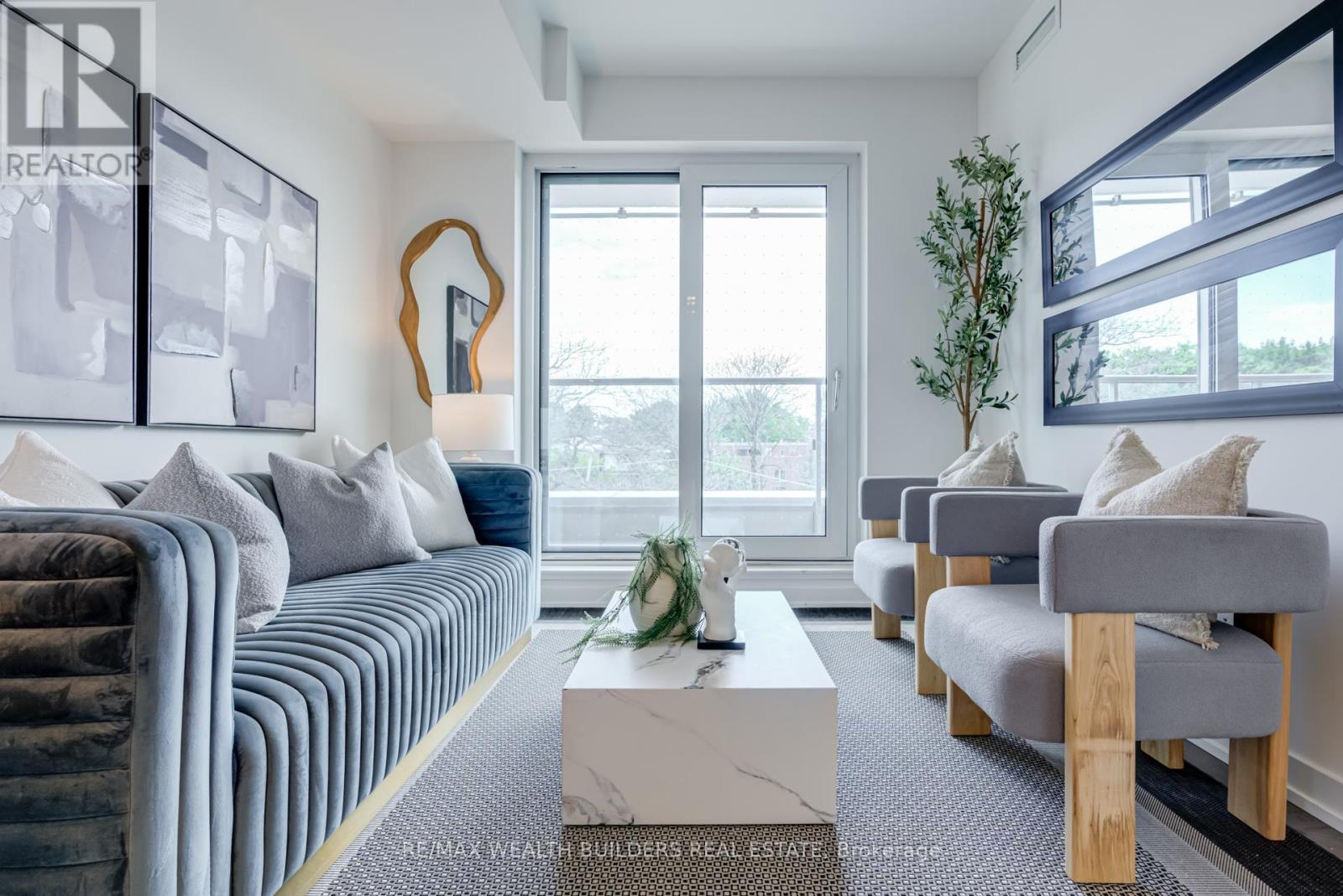 444 - 150 Logan Avenue, Toronto, Ontario  M4M 0E4 - Photo 2 - E12372551