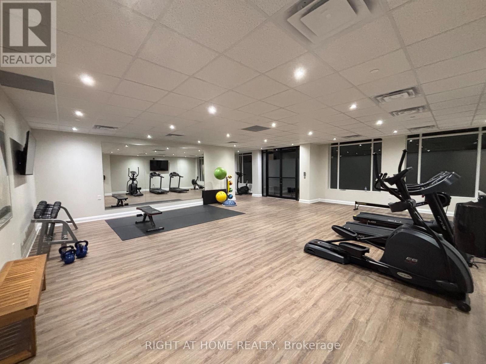 407 - 5917 Main Street, Whitchurch-Stouffville (Stouffville), Ontario  L4A 5G4 - Photo 7 - N12372548