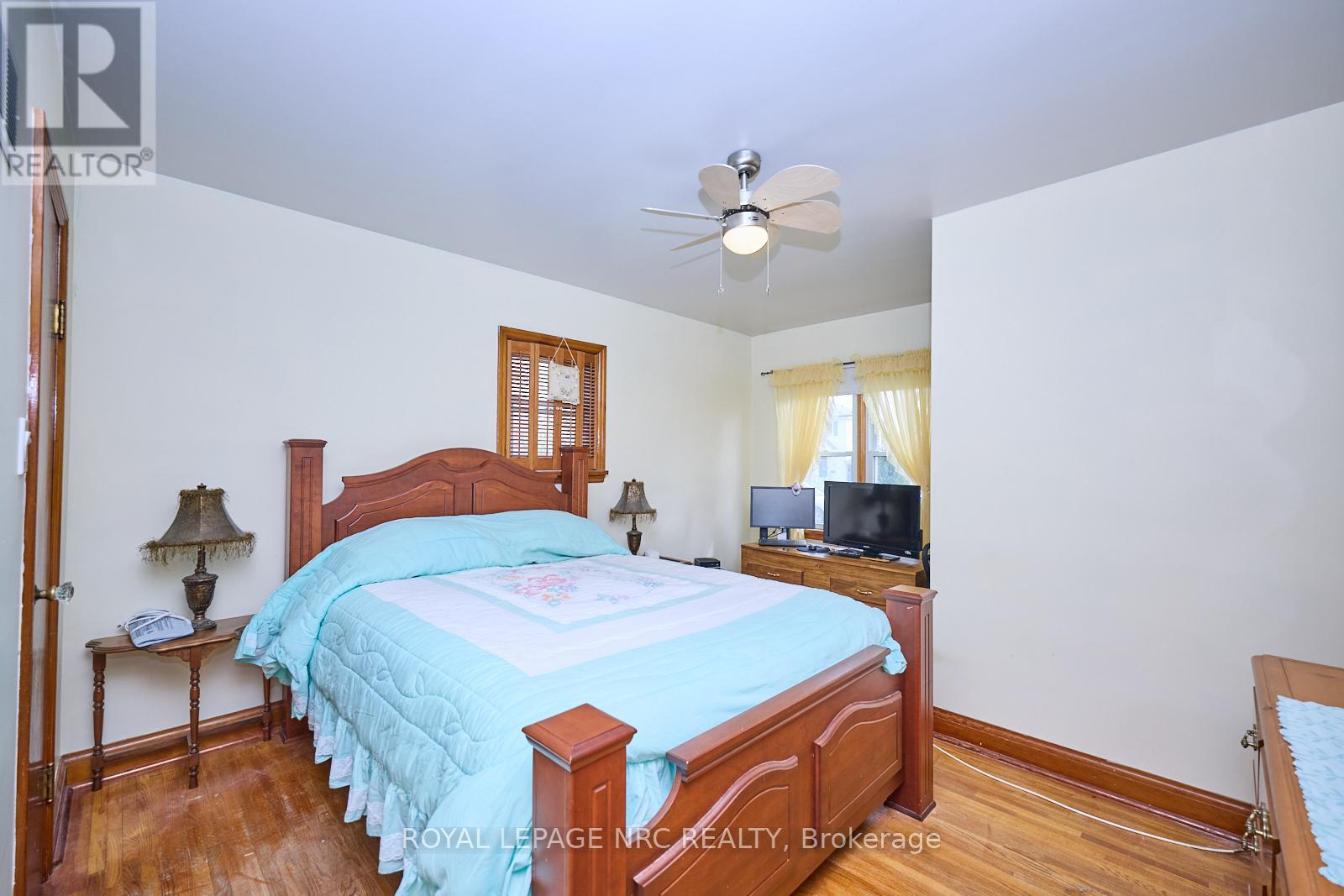 1 Thorndale Avenue, St. Catharines, Ontario  L2R 6A2 - Photo 16 - X12120966