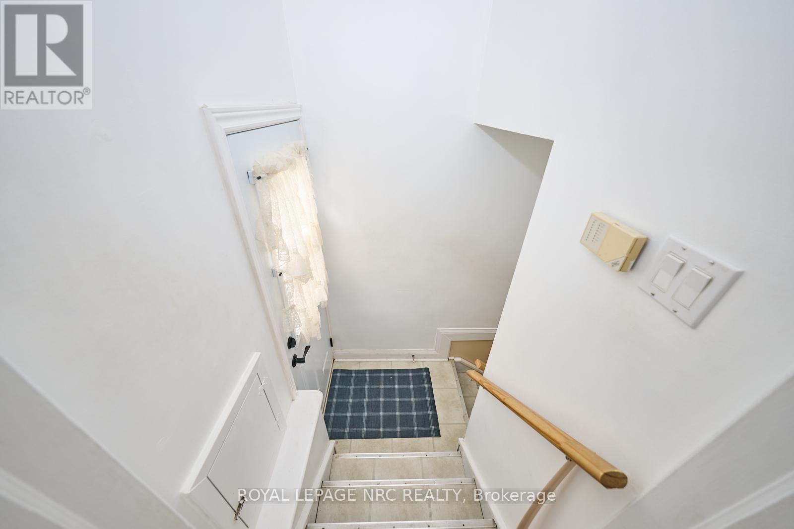 1 Thorndale Avenue, St. Catharines, Ontario  L2R 6A2 - Photo 23 - X12120966