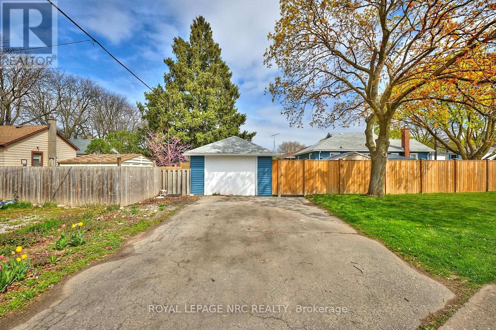 1 Thorndale Avenue, St. Catharines, Ontario  L2R 6A2 - Photo 42 - X12120966