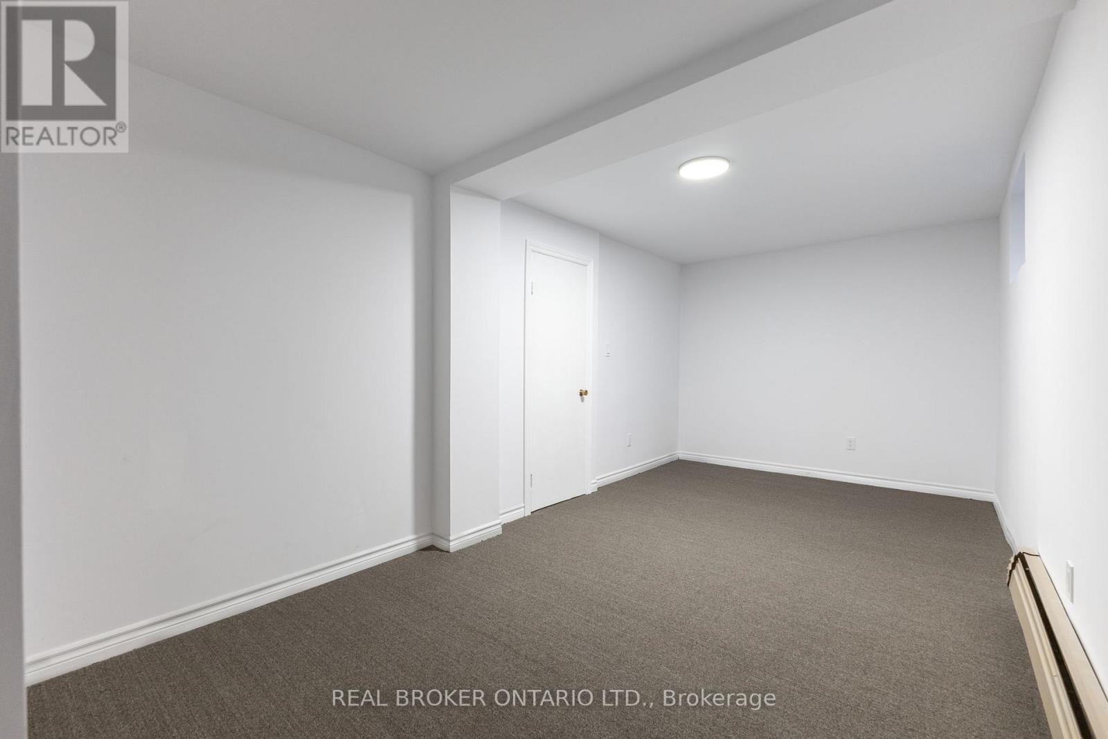 B - 320 Reynolds Drive, Ottawa, Ontario  K1E 1T2 - Photo 11 - X12372560