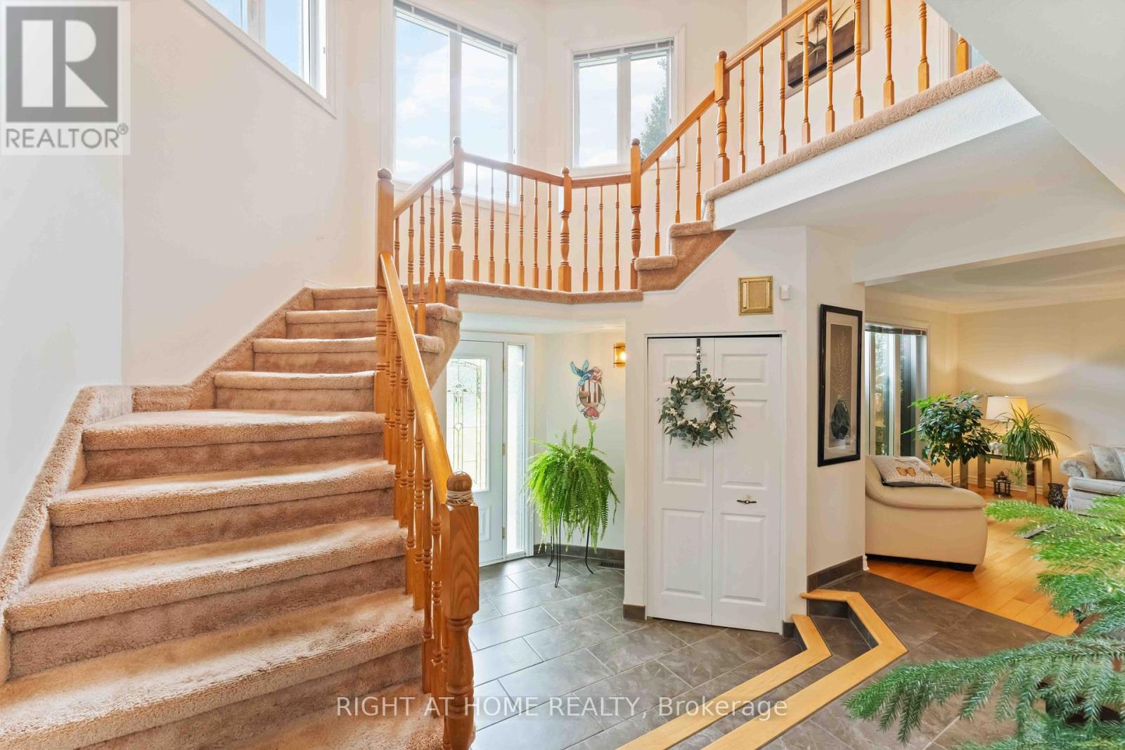 Property at 730 CANARY STREET image 4