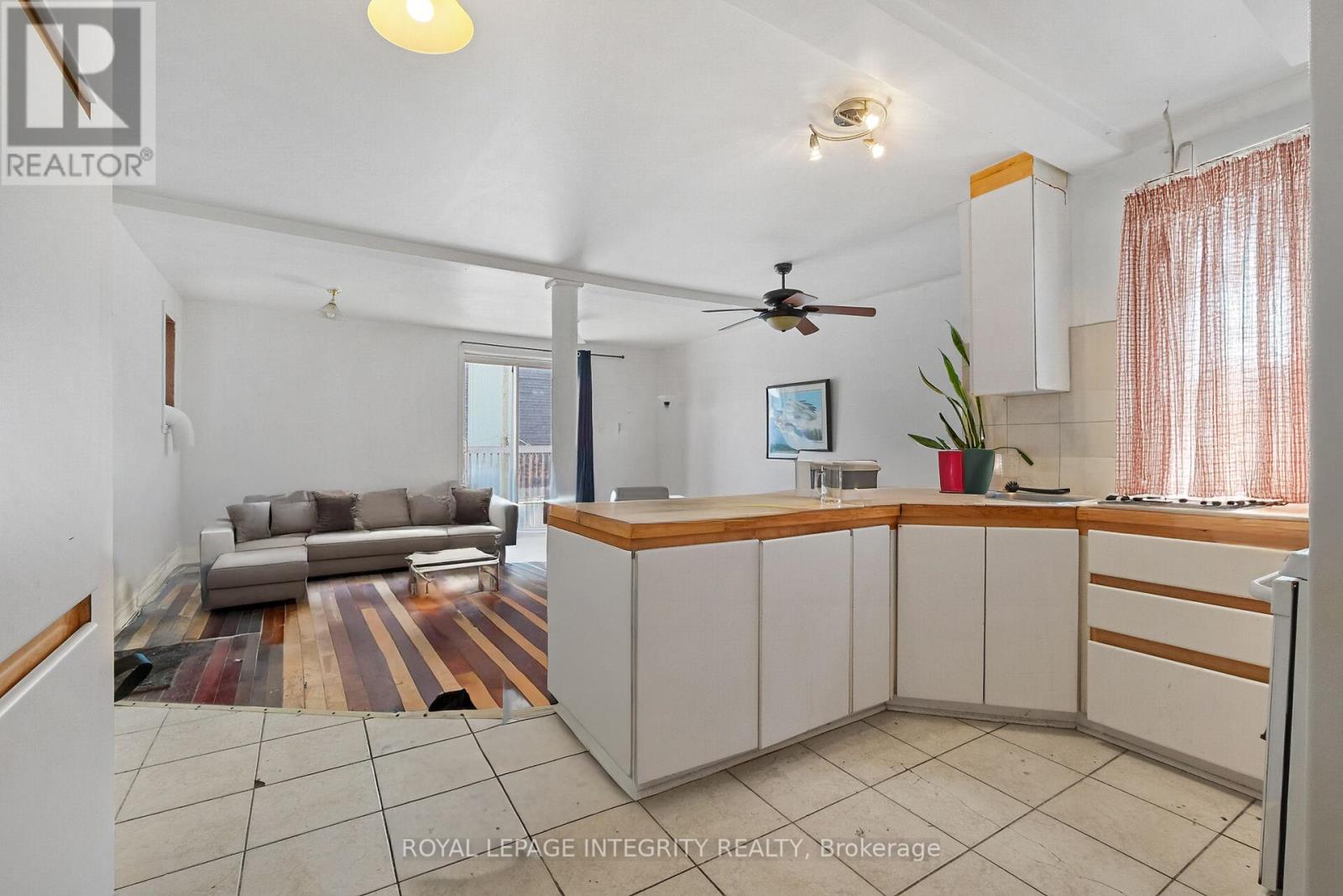 6 - 202 Rochester Street, Ottawa, Ontario  K1R 7M6 - Photo 37 - X12372575