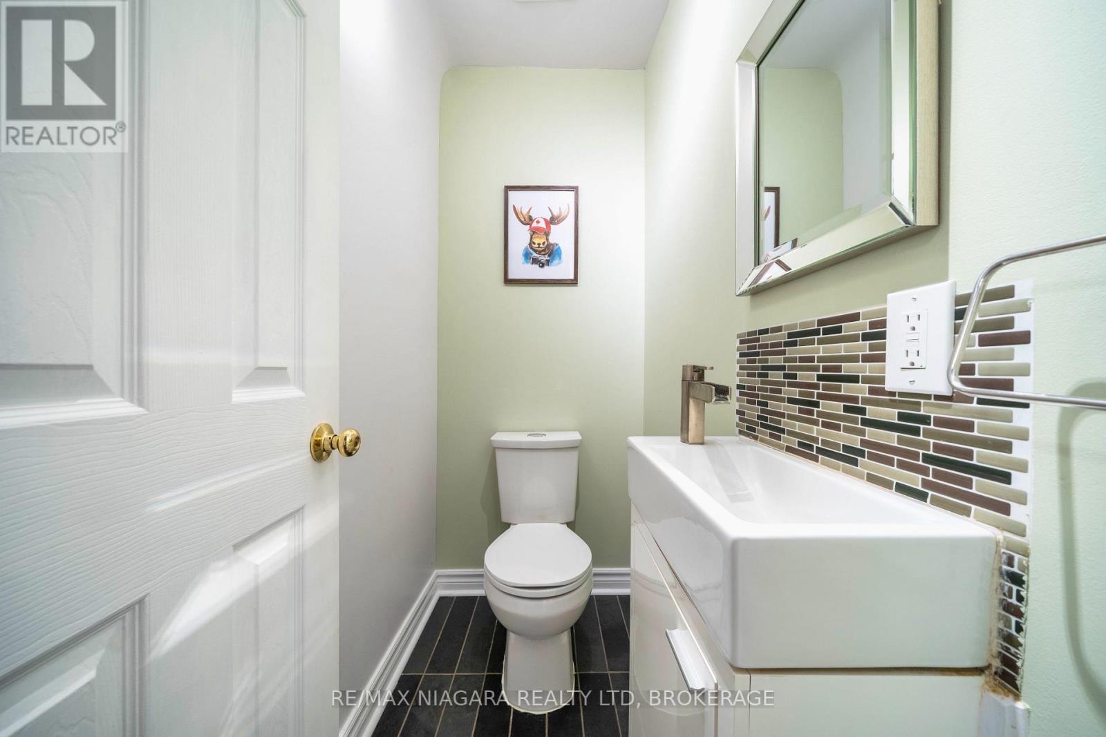 90 Mary Street, Niagara-On-The-Lake, Ontario  L0S 1J0 - Photo 11 - X12372557