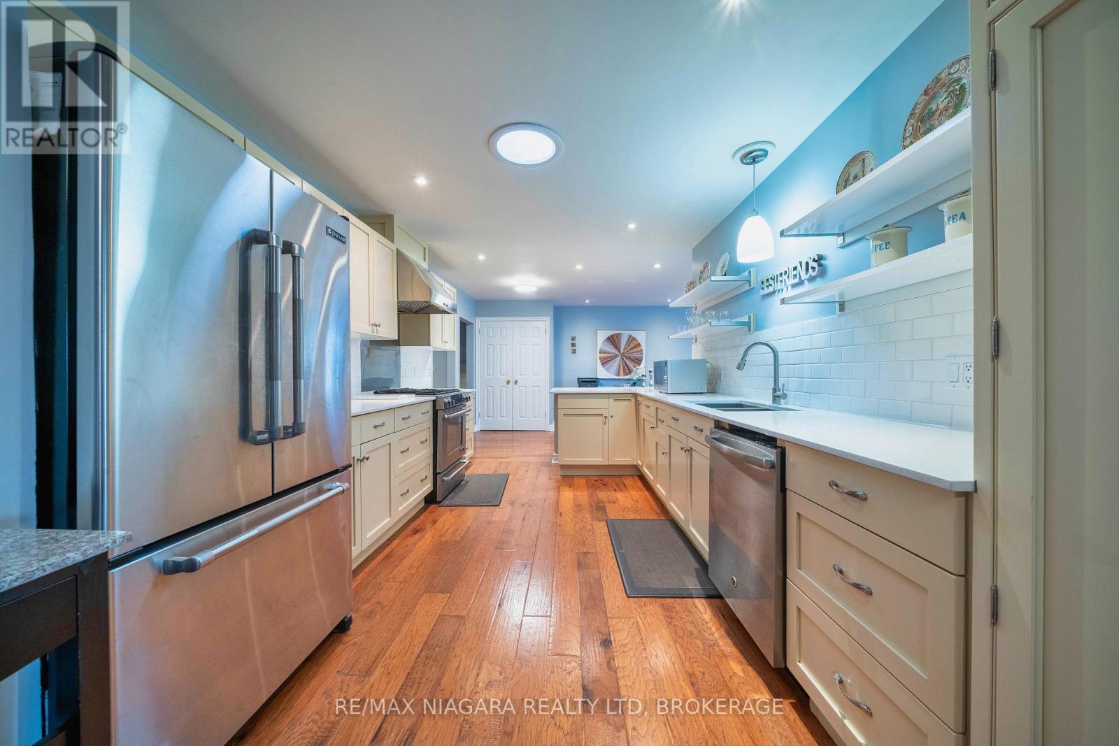 90 Mary Street, Niagara-On-The-Lake, Ontario  L0S 1J0 - Photo 14 - X12372557