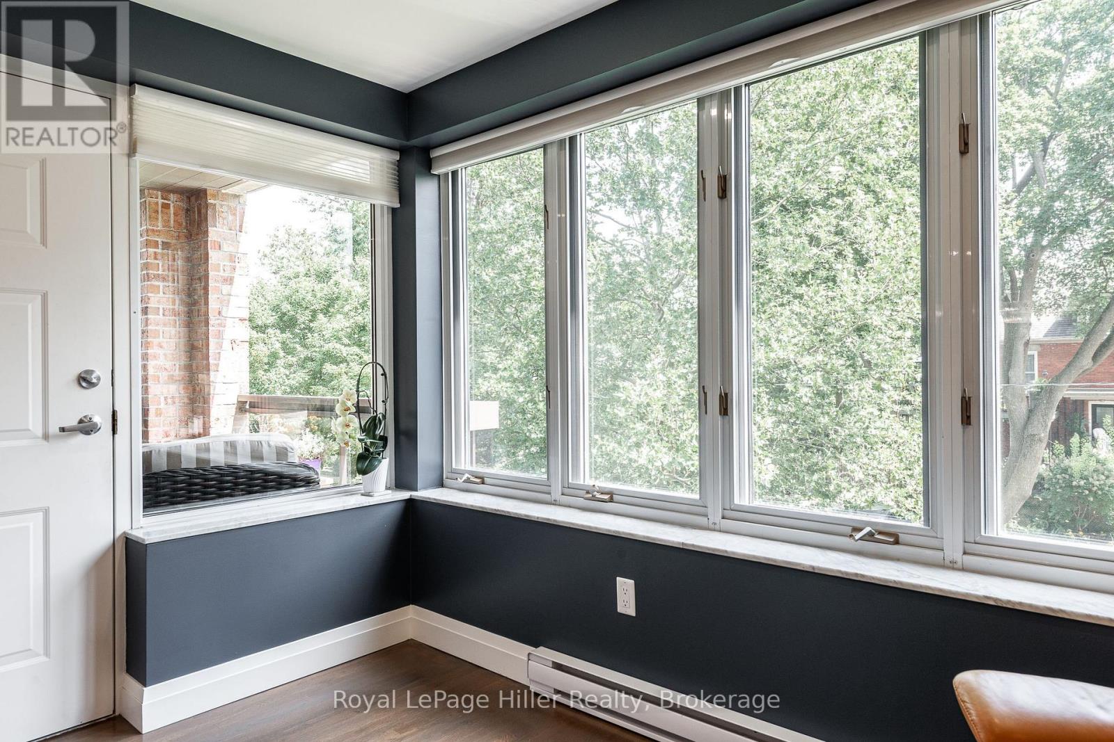 205 - 30 Front Street, Stratford, Ontario  N5A 7S3 - Photo 11 - X12372579