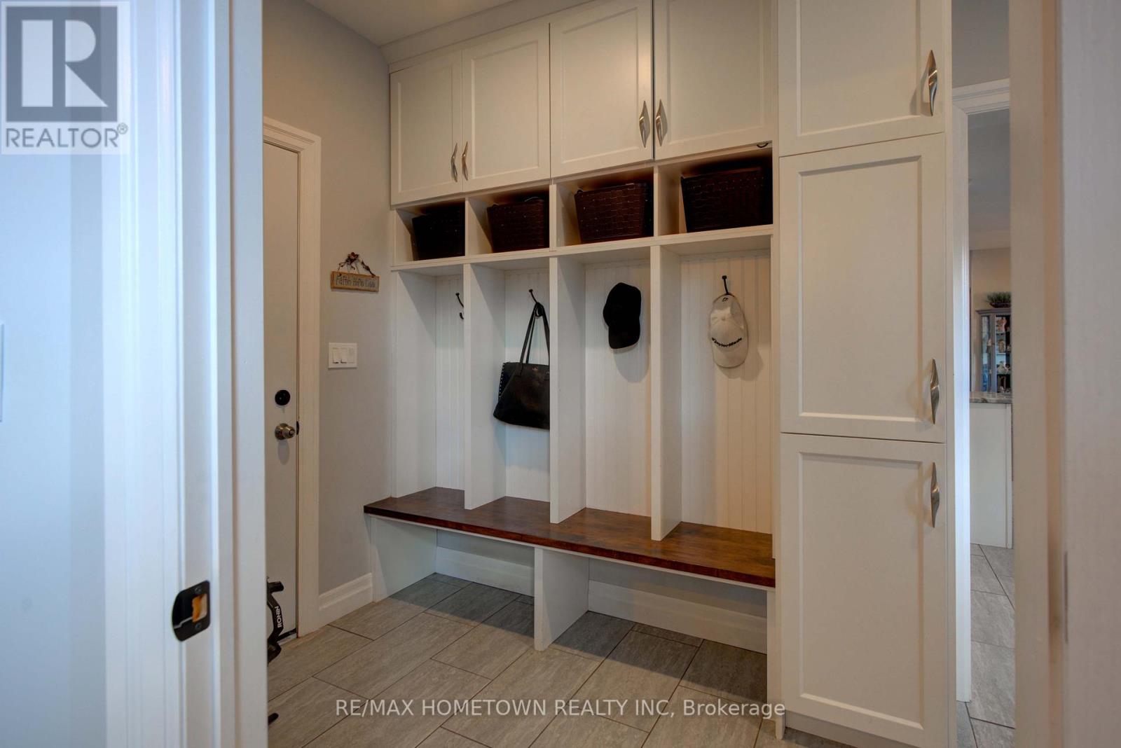 303 Old Lily Bay Road, Elizabethtown-Kitley, Ontario  K6V 5T3 - Photo 21 - X12372583