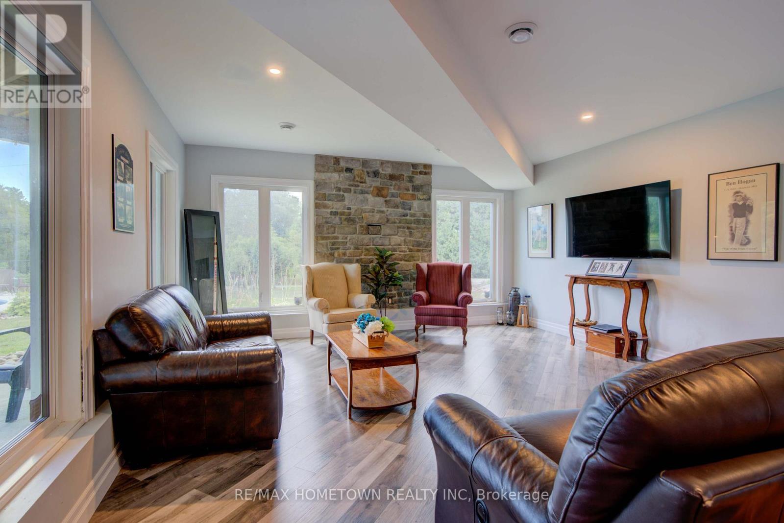 303 Old Lily Bay Road, Elizabethtown-Kitley, Ontario  K6V 5T3 - Photo 37 - X12372583