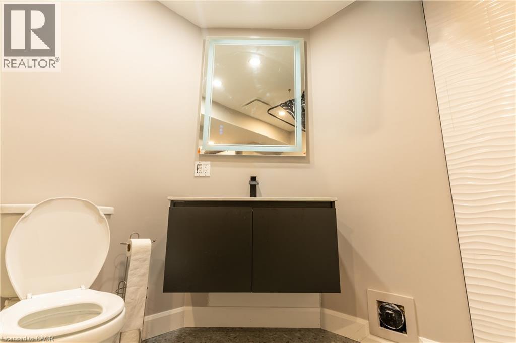 318 Activa Avenue, Kitchener, Ontario  N2E 3V1 - Photo 25 - 40764352