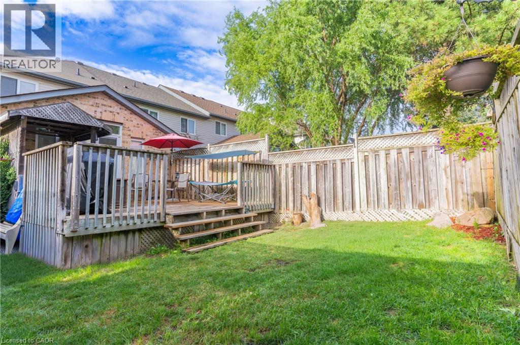 318 Activa Avenue, Kitchener, Ontario  N2E 3V1 - Photo 4 - 40764352