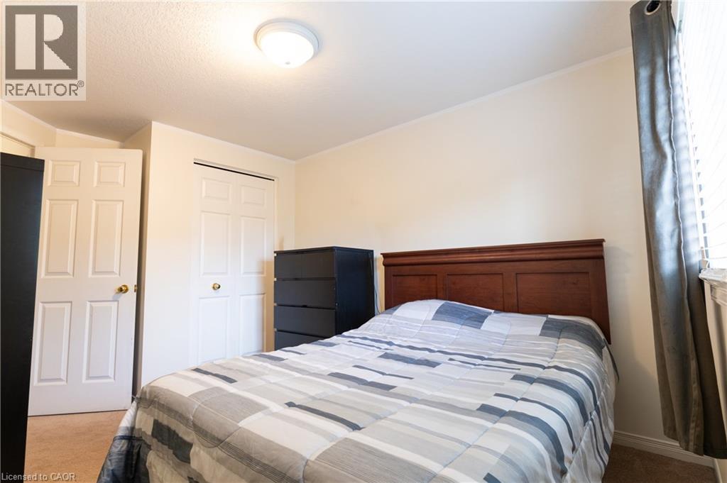 318 Activa Avenue, Kitchener, Ontario  N2E 3V1 - Photo 23 - 40764352