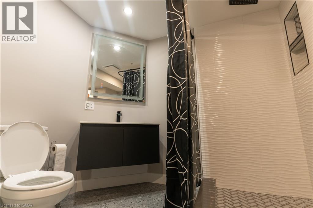 318 Activa Avenue, Kitchener, Ontario  N2E 3V1 - Photo 26 - 40764352
