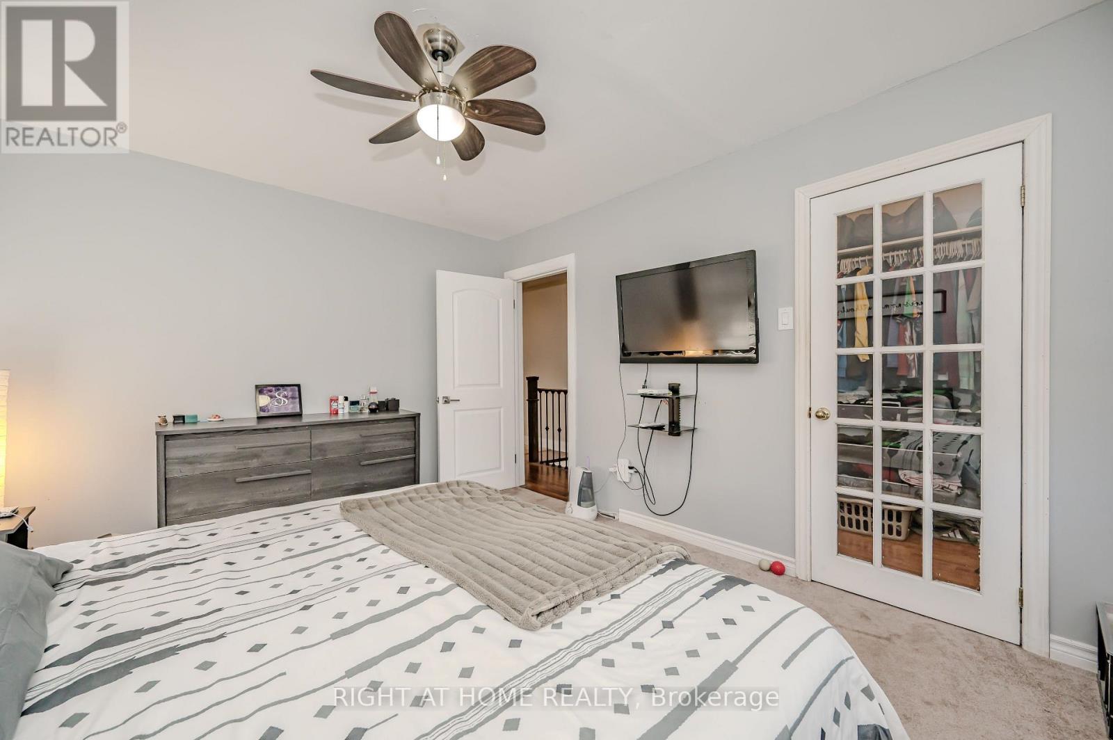 126 Poplar Avenue, Halton Hills, Ontario  L7J 2E2 - Photo 19 - W12372556