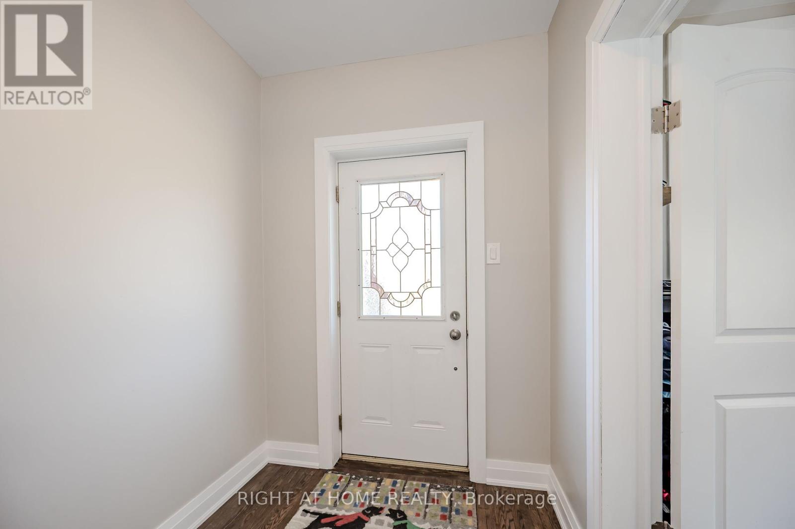 Property at 126 POPLAR AVENUE image 4