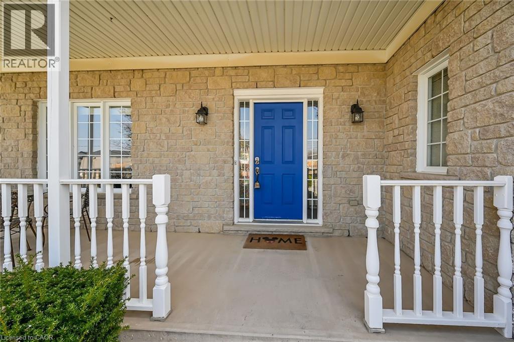 4039 Mountain Street, Beamsville, Ontario  L0R 1B7 - Photo 2 - 40764848