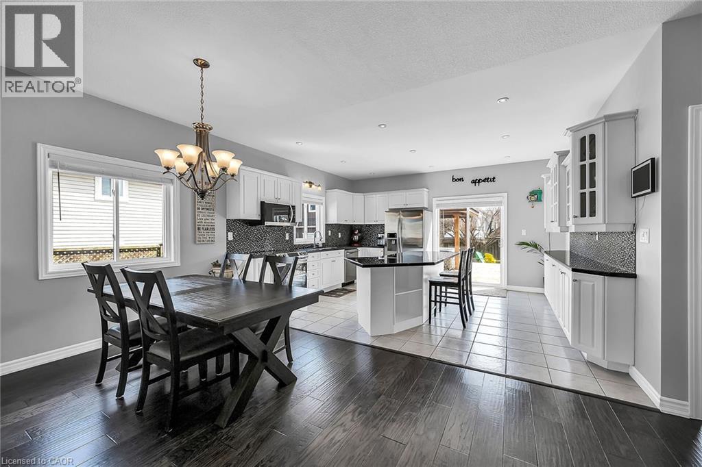 4039 Mountain Street, Beamsville, Ontario  L0R 1B7 - Photo 9 - 40764848