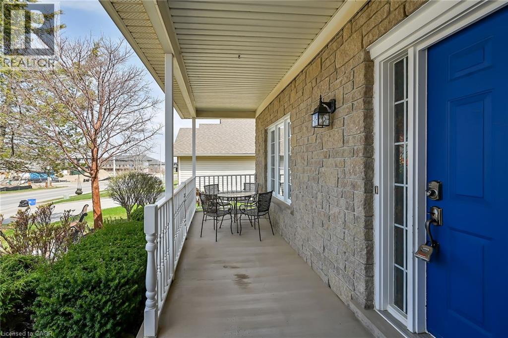 4039 Mountain Street, Beamsville, Ontario  L0R 1B7 - Photo 3 - 40764848