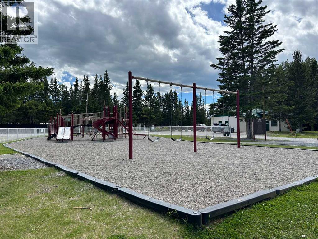 6 Timber Avenue, 5230 27 Highway, Rural Mountain View County, Alberta  T0M 1X0 - Photo 17 - A2220206