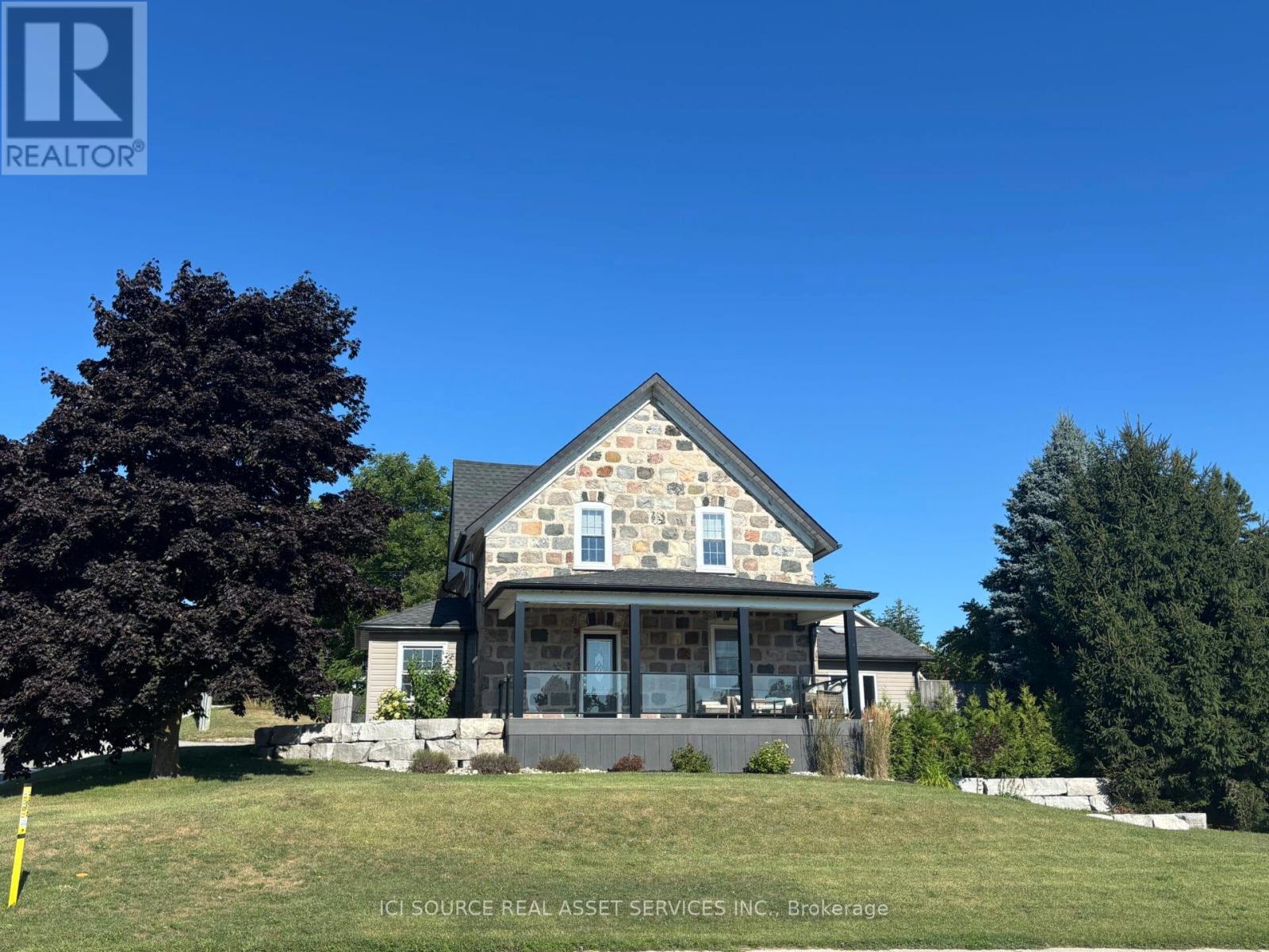 651 Wheeler Street, Huron-Kinloss, Ontario  N0G 2H0 - Photo 1 - X12372580