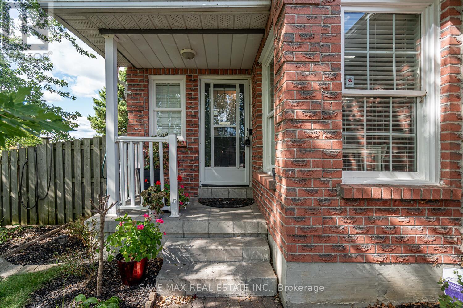 1058 Renaissance Drive, Oshawa, Ontario  L1J 8A8 - Photo 5 - E12372597