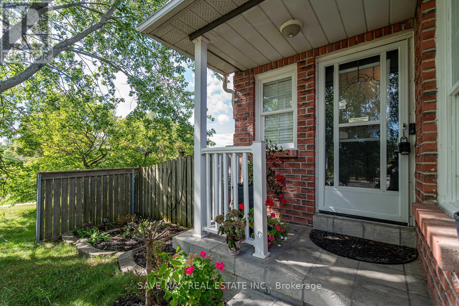 1058 Renaissance Drive, Oshawa, Ontario  L1J 8A8 - Photo 7 - E12372597