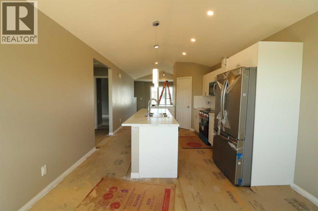 443 Henricks Drive, Irricana, Alberta  T0M 1G0 - Photo 10 - A2251345