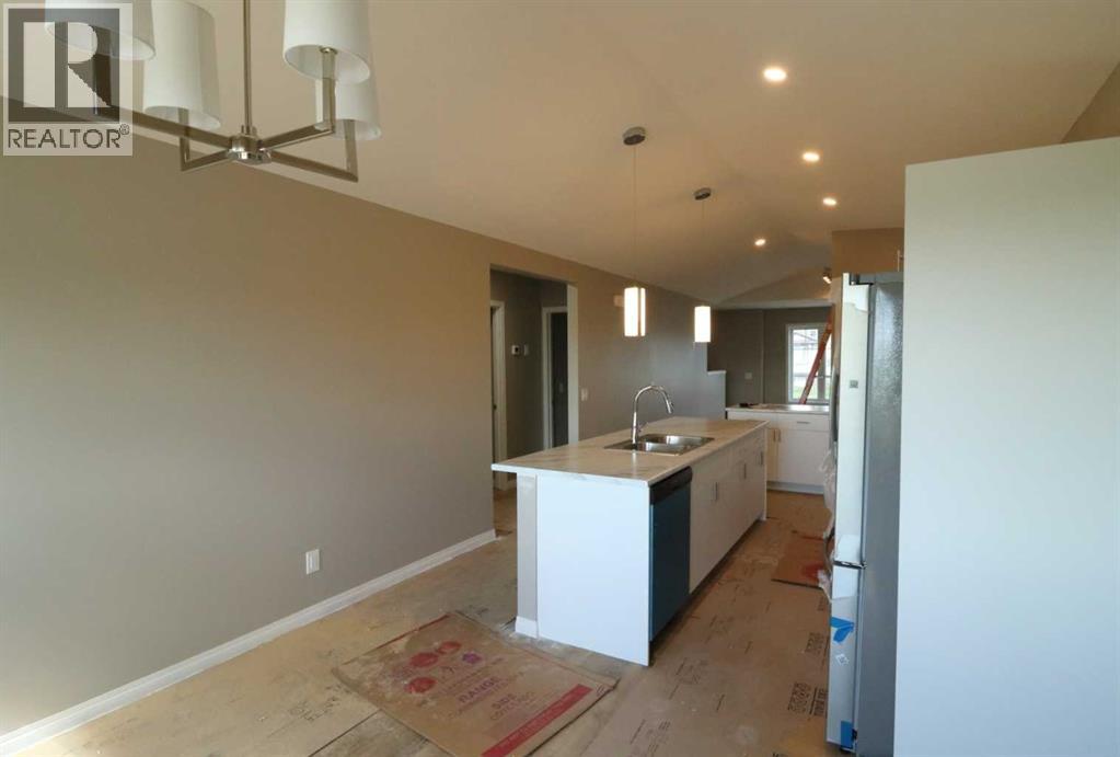 443 Henricks Drive, Irricana, Alberta  T0M 1G0 - Photo 8 - A2251345