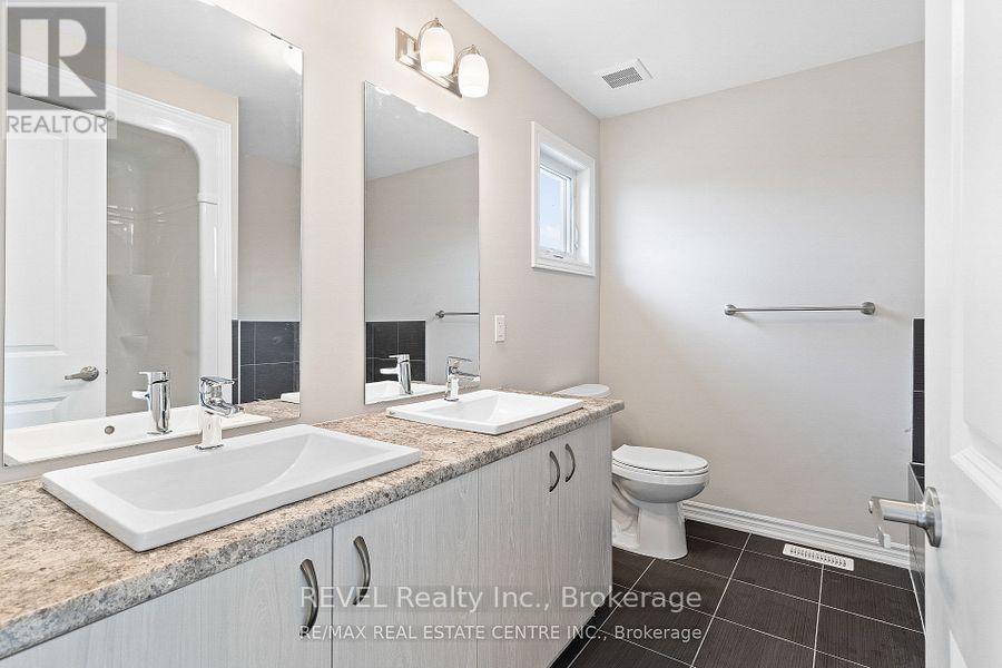 103 Mclaughlin Street, Welland, Ontario  L3B 0J9 - Photo 17 - X12371290