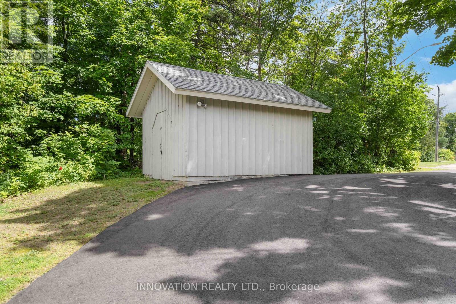 698 Moffat Street, Pembroke, Ontario  K8A 3Y1 - Photo 28 - X12372611