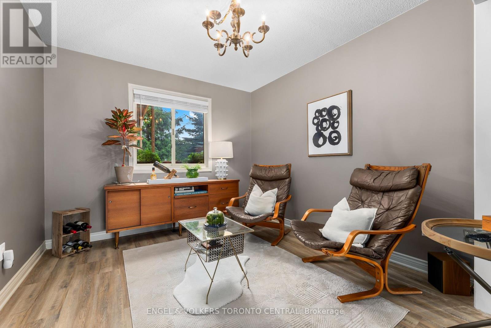 204 Killarney Grove, London North, Ontario  N5X 3X6 - Photo 6 - X12372590