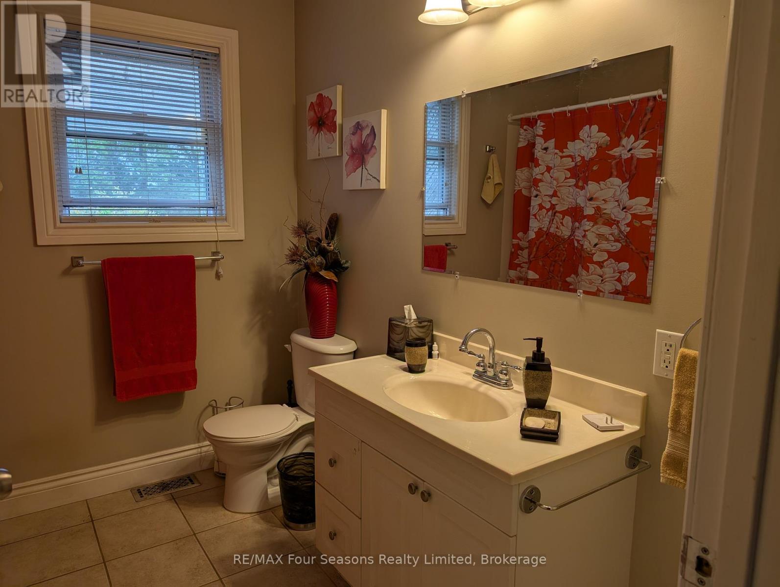 276 Parker Street W, Meaford, Ontario  N4L 1L5 - Photo 10 - X12372609