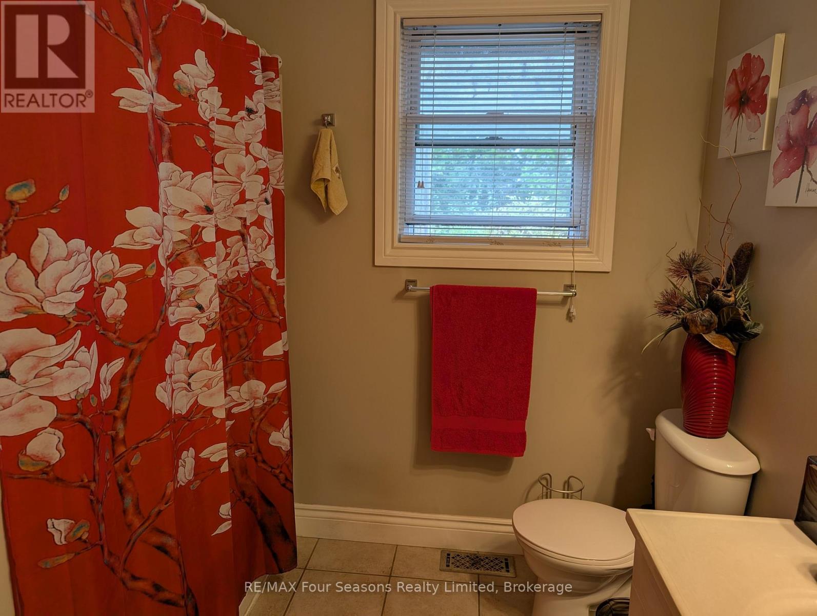 276 Parker Street W, Meaford, Ontario  N4L 1L5 - Photo 11 - X12372609