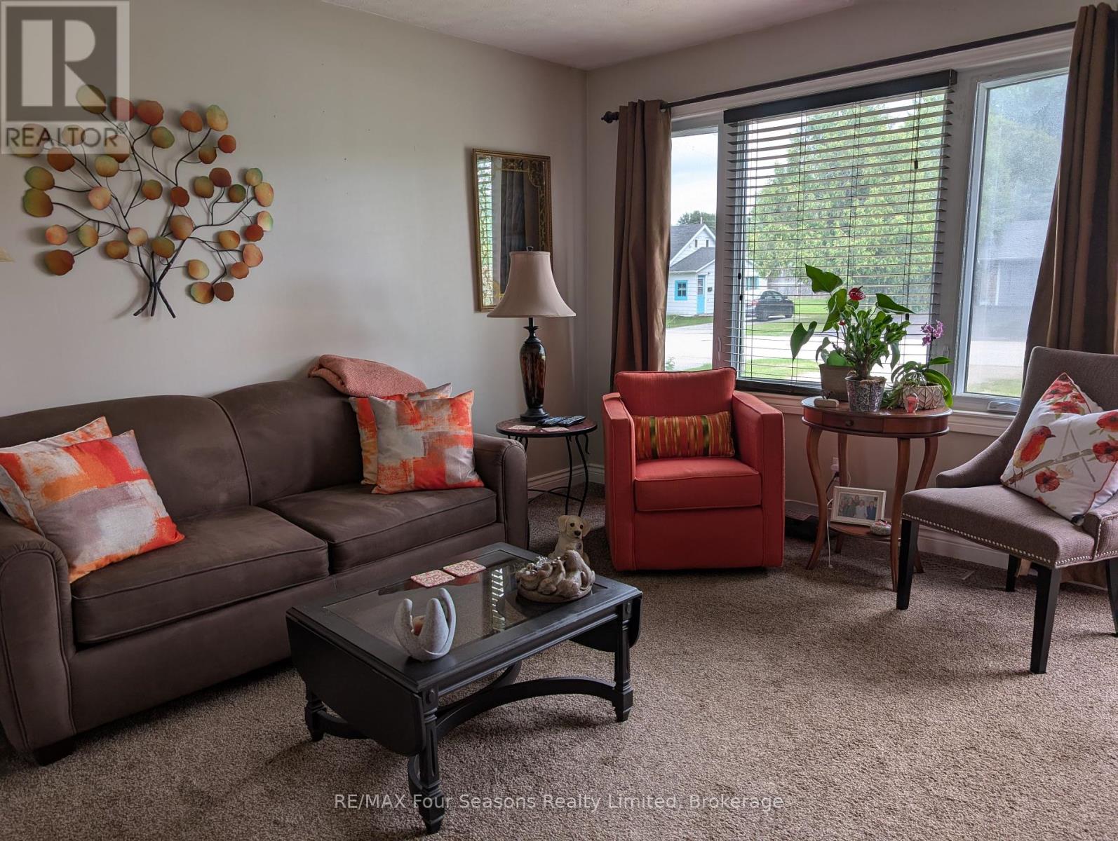 276 Parker Street W, Meaford, Ontario  N4L 1L5 - Photo 8 - X12372609