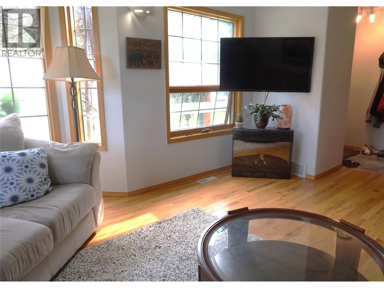 5019 Wills Road Unit# 1, Fairmont Hot Springs, British Columbia  V0B 1L1 - Photo 6 - 10361191