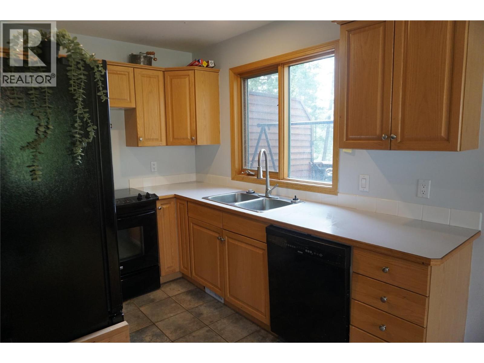 5019 Wills Road Unit# 1, Fairmont Hot Springs, British Columbia  V0B 1L1 - Photo 13 - 10361191