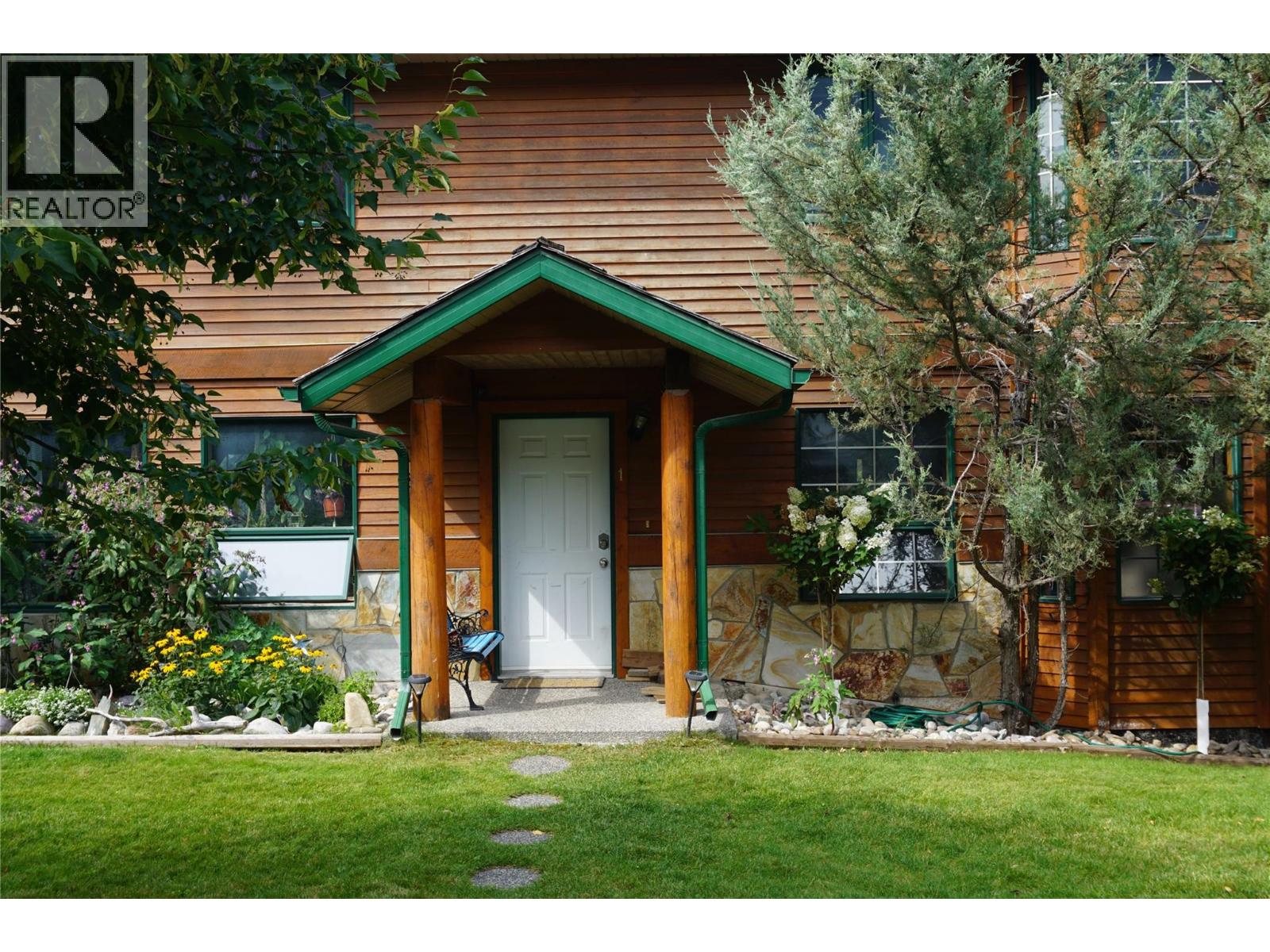 5019 Wills Road Unit# 1, Fairmont Hot Springs, British Columbia  V0B 1L1 - Photo 1 - 10361191