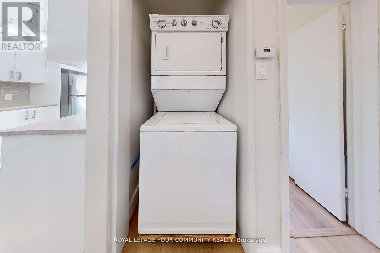 Upper - 19 Homewood Avenue, Toronto, Ontario  M2M 1K1 - Photo 10 - C12372606