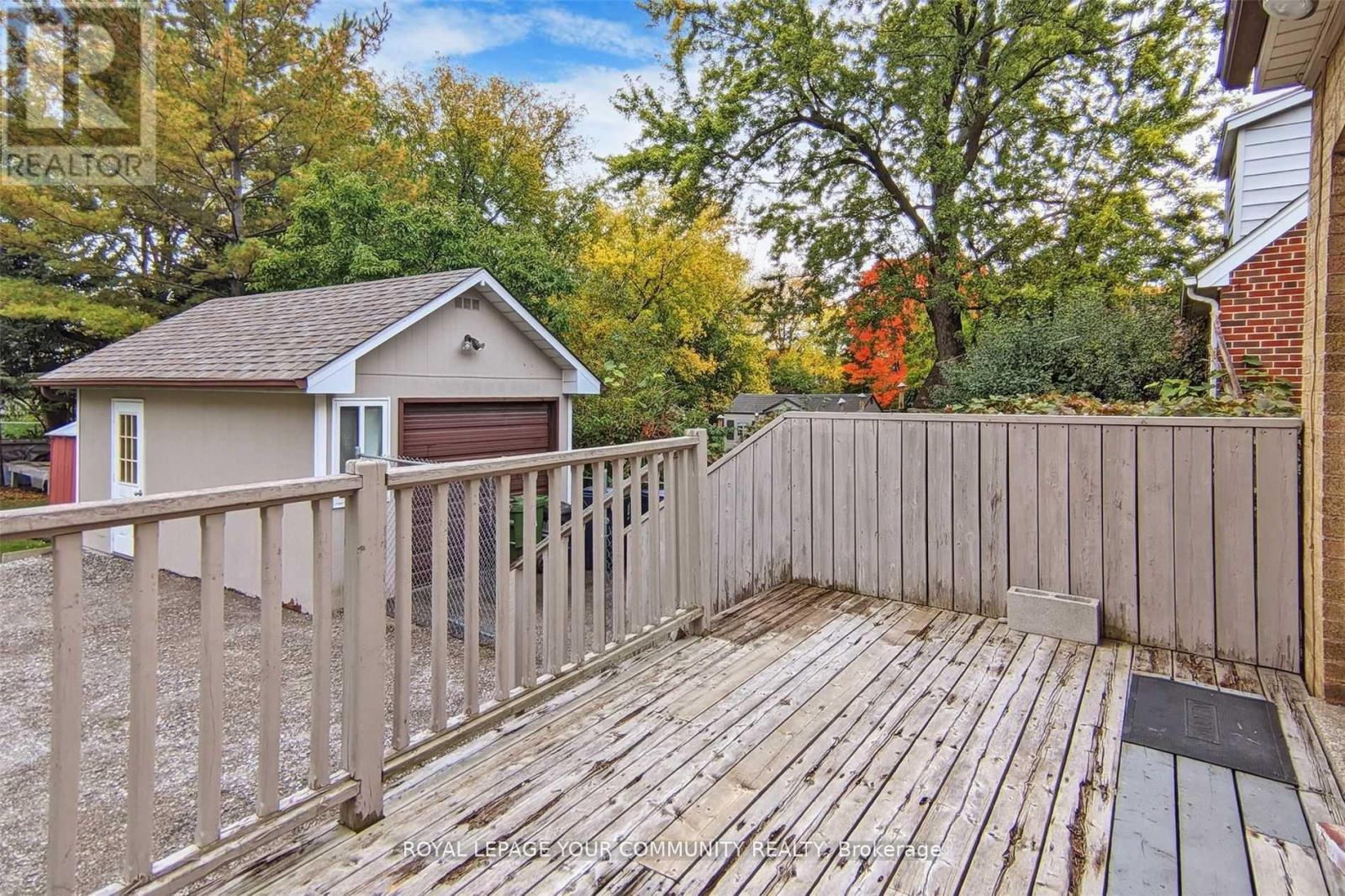 Upper - 19 Homewood Avenue, Toronto, Ontario  M2M 1K1 - Photo 16 - C12372606