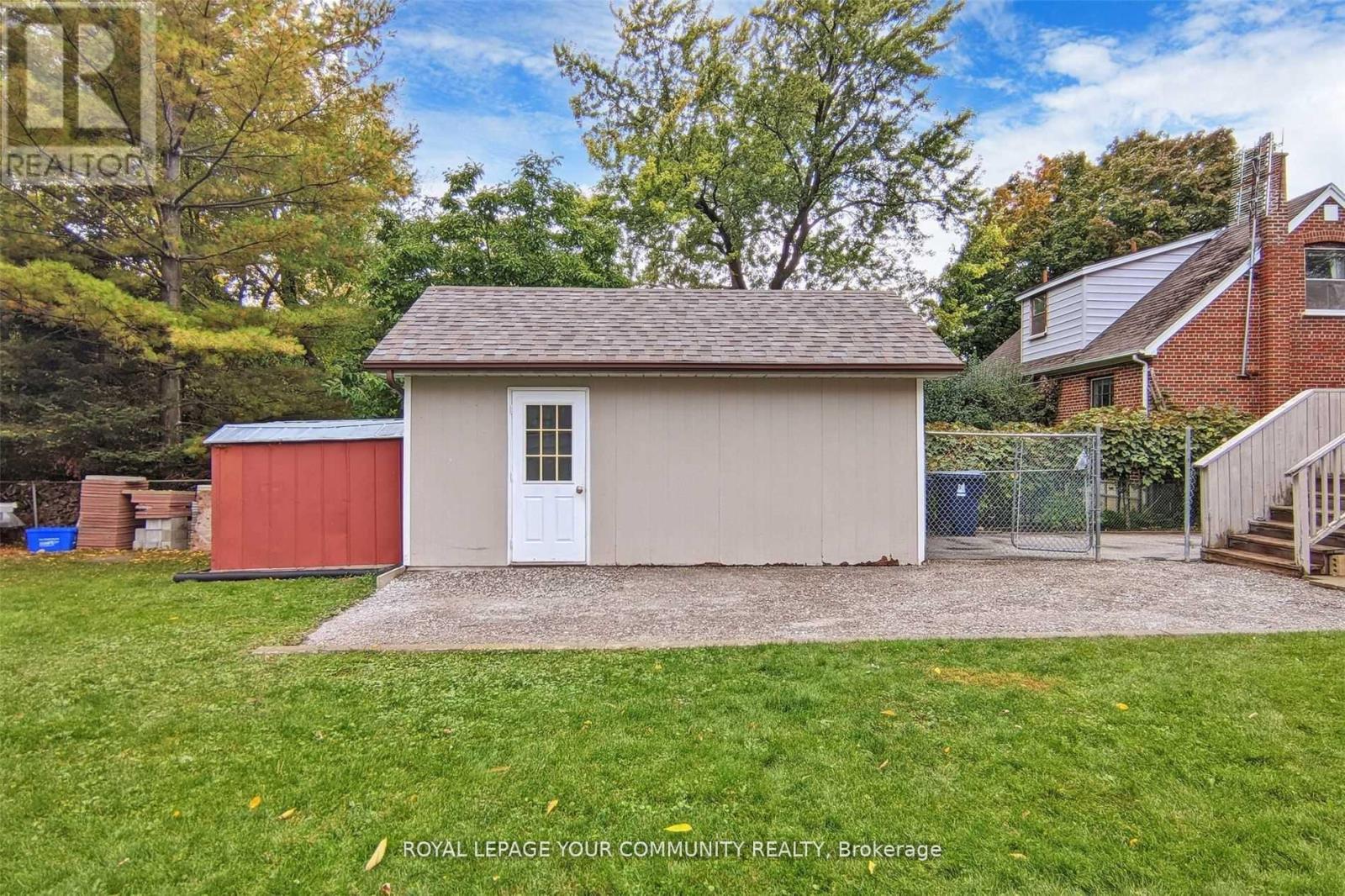 Upper - 19 Homewood Avenue, Toronto, Ontario  M2M 1K1 - Photo 18 - C12372606