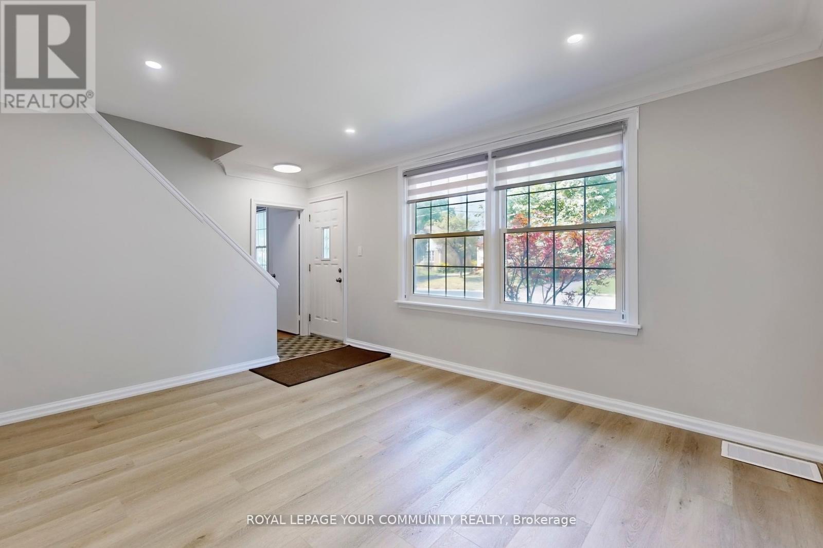 Upper - 19 Homewood Avenue, Toronto, Ontario  M2M 1K1 - Photo 2 - C12372606