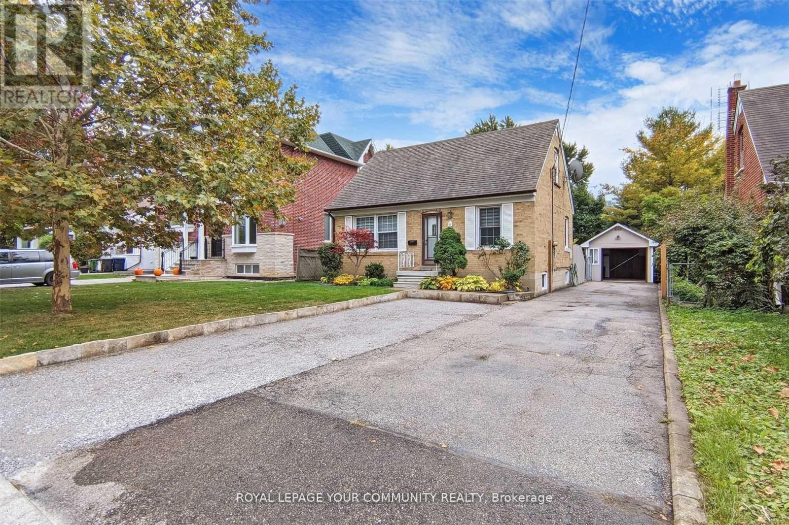 Upper - 19 Homewood Avenue, Toronto, Ontario  M2M 1K1 - Photo 24 - C12372606