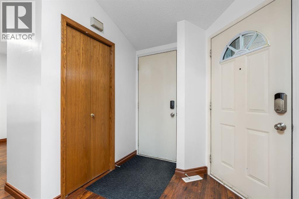 Property at 249 Applewood Place SE image 5