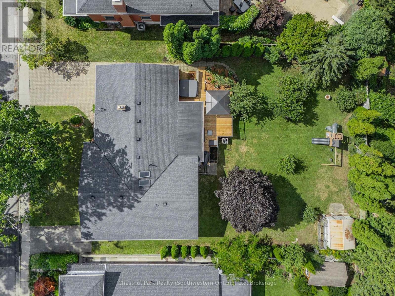 68 Lemon Street, Guelph, Ontario  N1E 2H3 - Photo 1 - X12372642