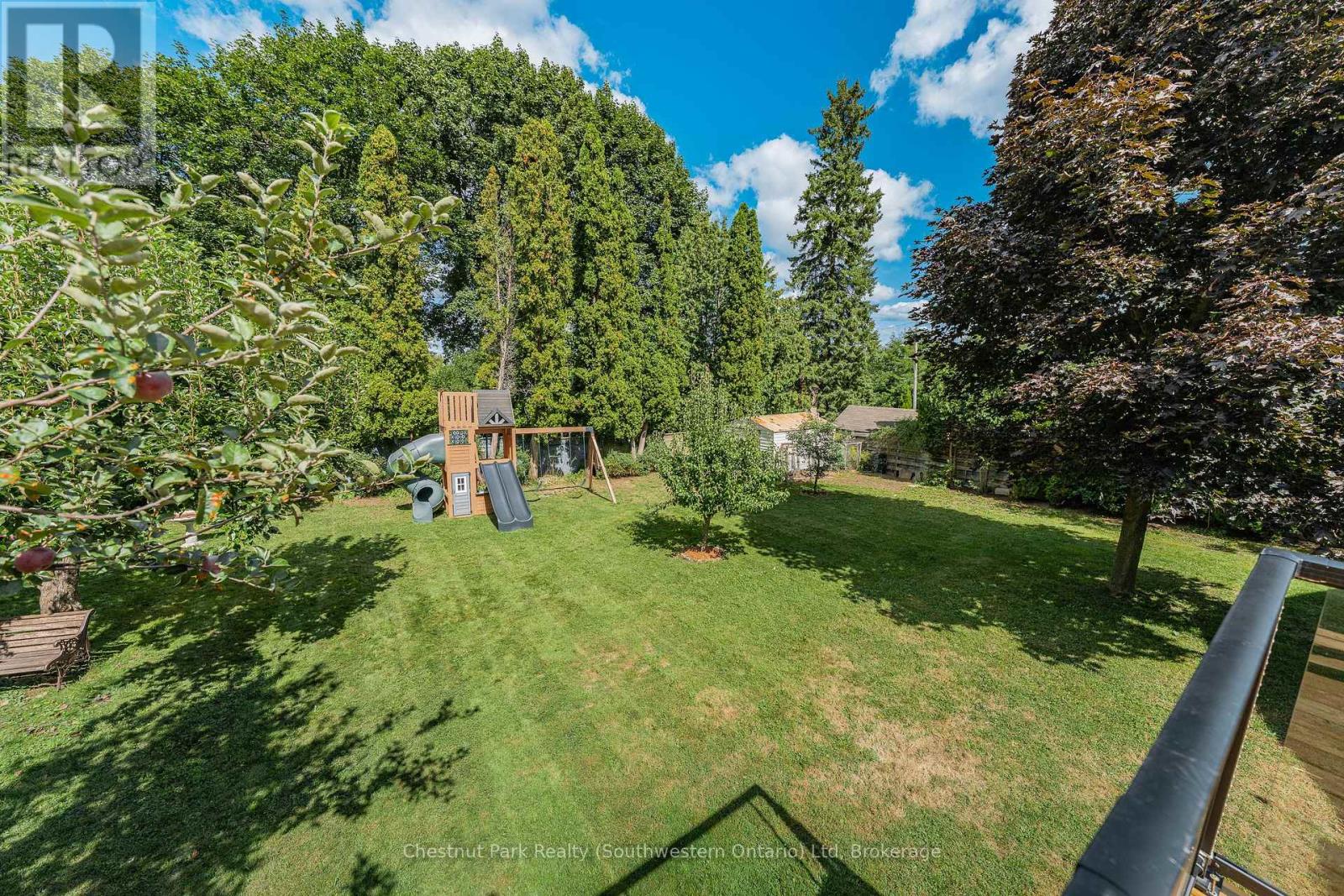 68 Lemon Street, Guelph, Ontario  N1E 2H3 - Photo 10 - X12372642