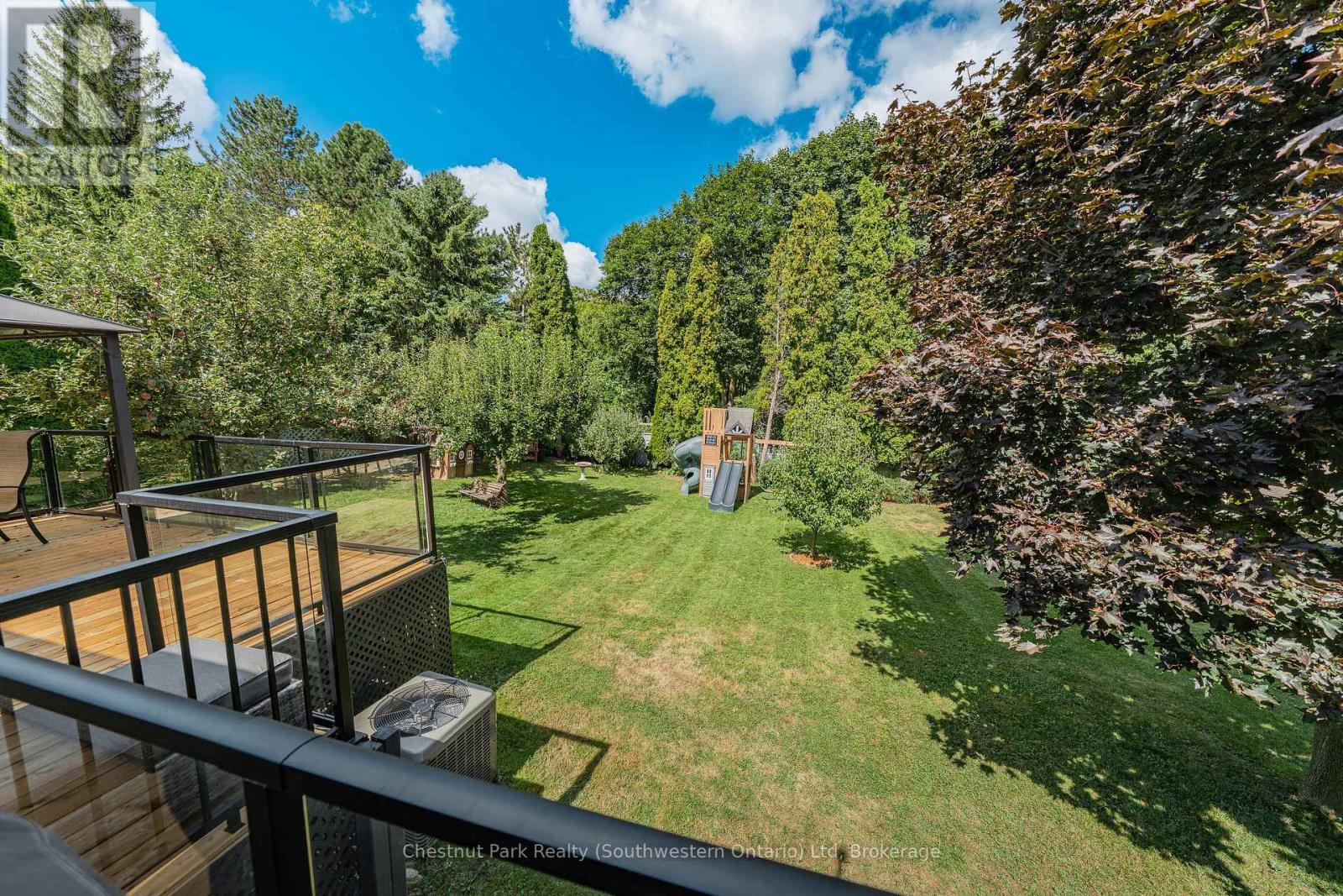 68 Lemon Street, Guelph, Ontario  N1E 2H3 - Photo 8 - X12372642