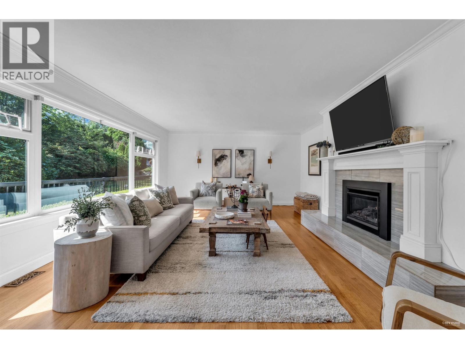 Property at 4442 REGENCY PLACE image 4