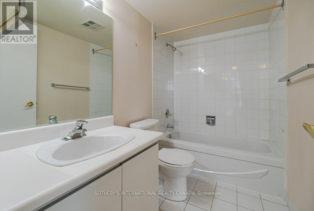 1105 - 30 Holly Street, Toronto, Ontario  M4S 3C2 - Photo 31 - C12323940