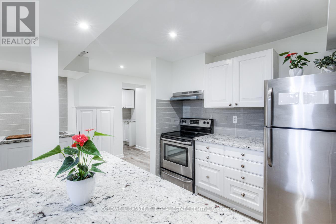 Lower - 562 Winette Road, Pickering, Ontario  L1W 2M3 - Photo 10 - E12363326